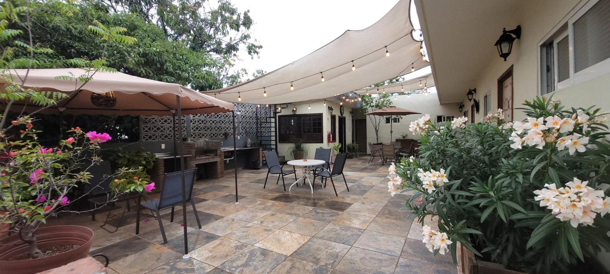 Apartahotel Doña Adelina House