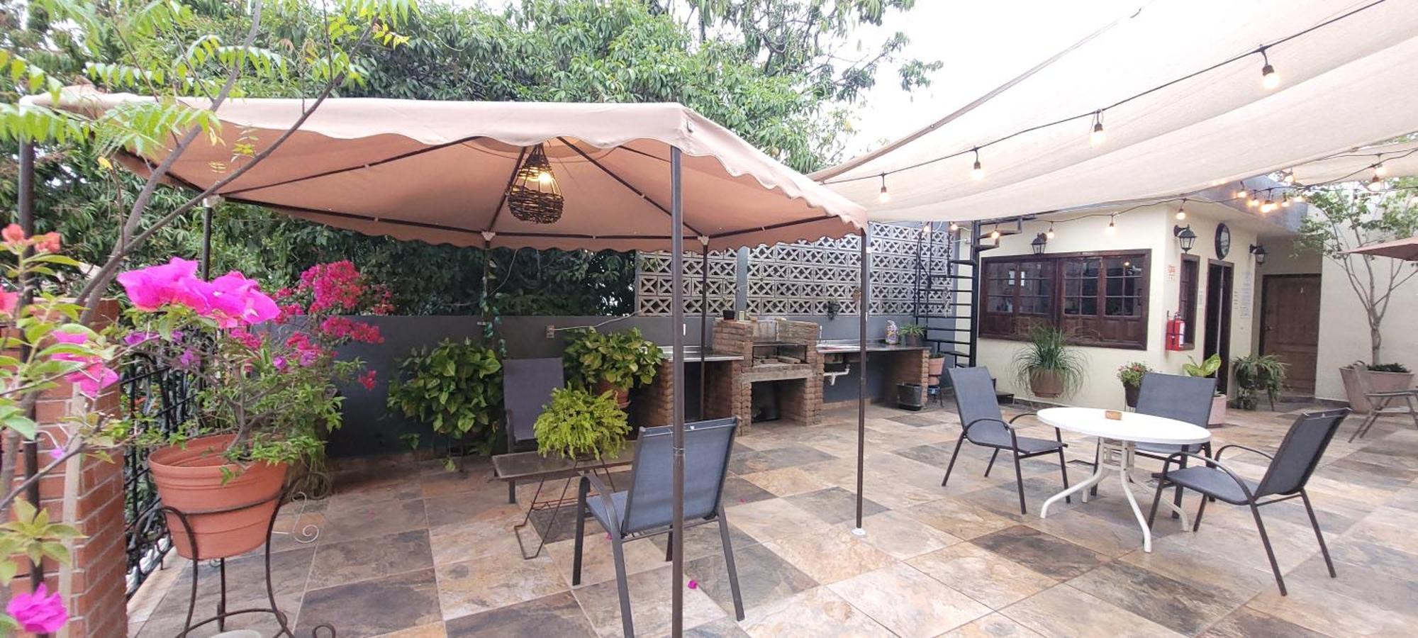 Apartahotel Doña Adelina House *