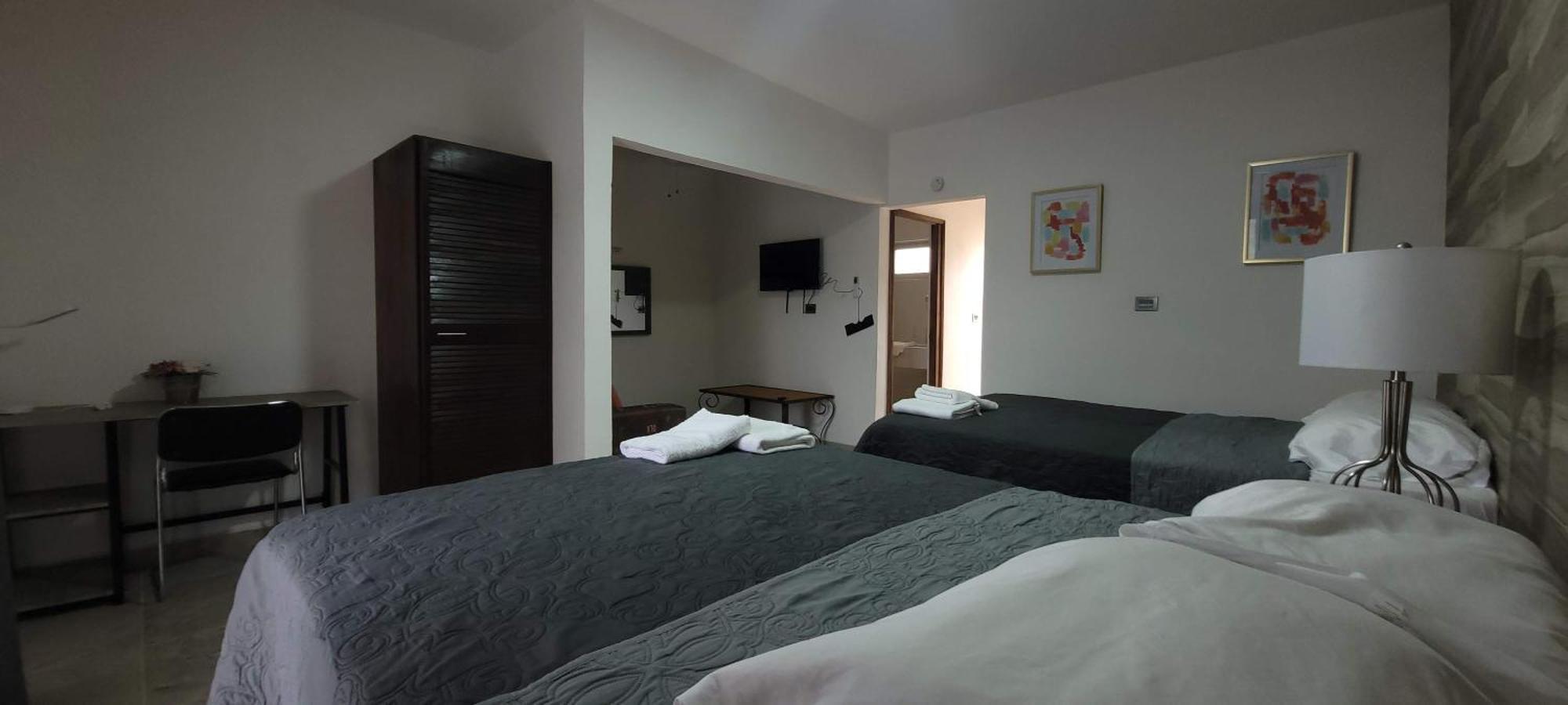 Doña Adelina House Apartahotel *